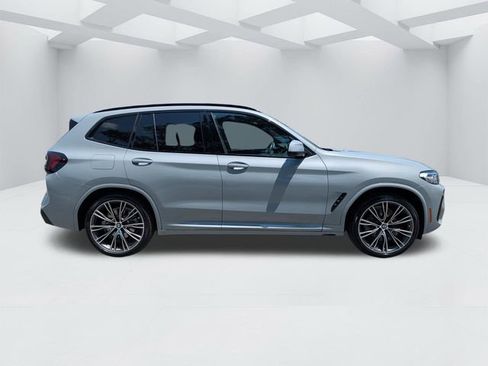 Used 2022 BMW X3 xDrive30i w/ M Sport Package 2 AWD/4WD image 3