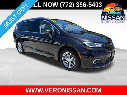 Used 2021 Chrysler Pacifica Touring-L