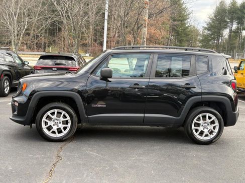 Used 2020 Jeep Renegade Sport w/ Sport Appearance Group image 4