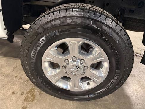 Certified 2024 RAM 2500 Big Horn w/ Safety Group image 28