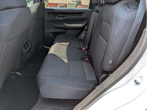 Used 2025 Honda CR-V Sport image 29