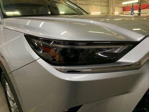 Used 2024 Toyota Grand Highlander Limited image 35