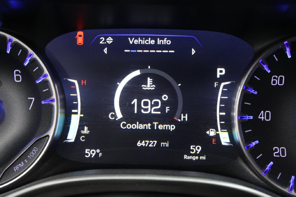 Used 2024 Chrysler Pacifica Touring-L FWD image 42