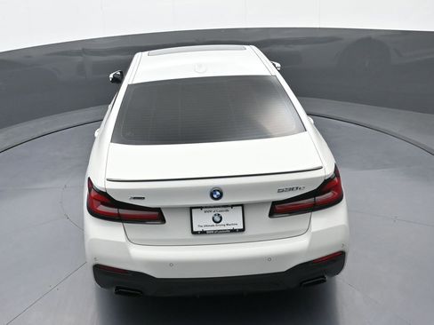 Used 2023 BMW 530e xDrive w/ Premium Package image 36