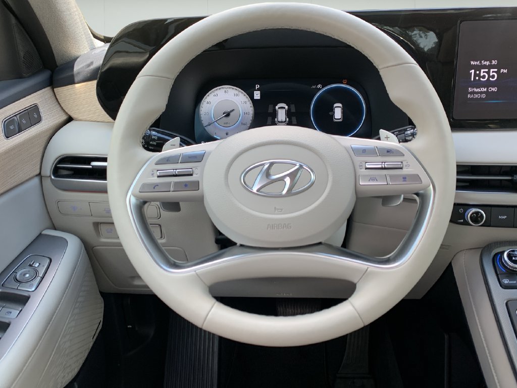 Used 2024 Hyundai Palisade Limited AWD/4WD image 21