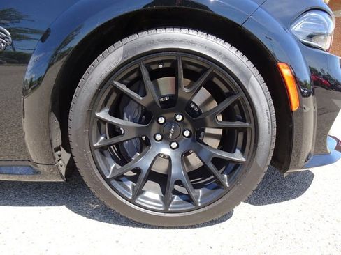 Used 2023 Dodge Charger SRT Hellcat w/ Harman/Kardon Audio Group image 28