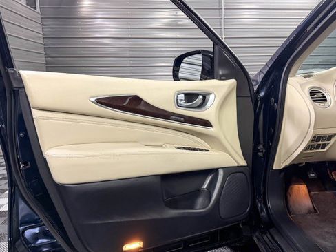 Used 2019 INFINITI QX60 Luxe w/ Sensory Package image 14