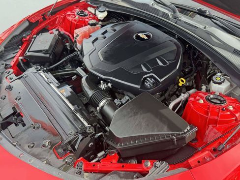 Used 2021 Chevrolet Camaro LT w/ Technology Package RWD image 55