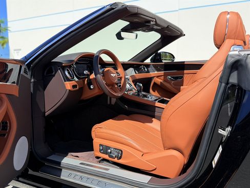 Used 2024 Bentley Continental GT V8 AWD/4WD image 17