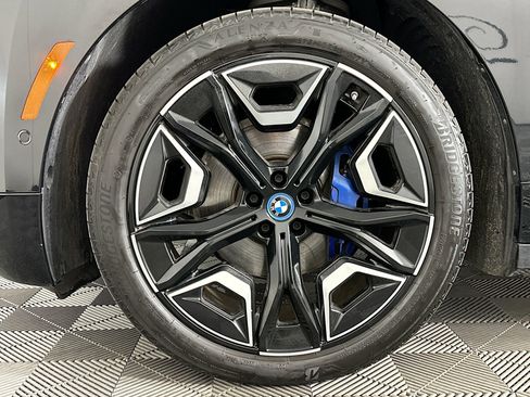 Used 2023 BMW iX xDrive50 w/ Ultimate Package 2 image 35