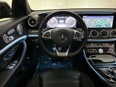 Used 2018 Mercedes-Benz E 63 AMG S image 33