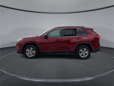 Used 2025 Toyota RAV4 LE image 5