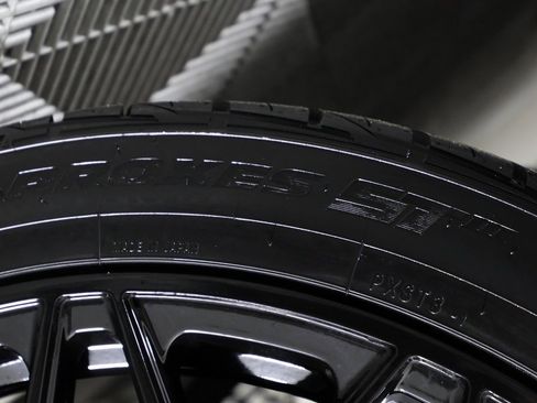 Used 2025 Cadillac Escalade Sport Platinum w/ LPO, ONYX Package image 52