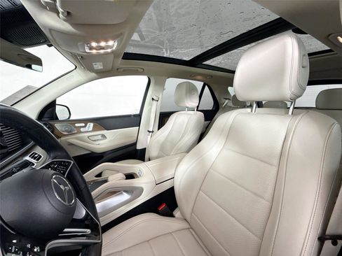 Used 2024 Mercedes-Benz GLE 450 4MATIC image 15