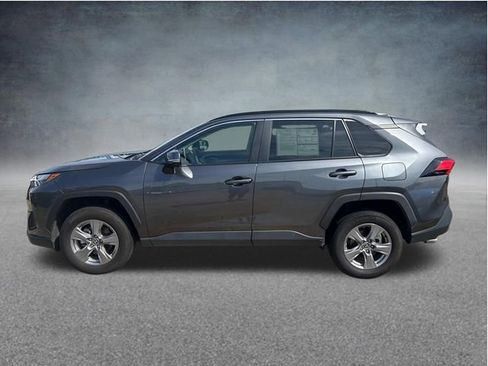 Used 2024 Toyota RAV4 XLE FWD image 7