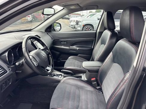 Used 2024 Mitsubishi Outlander Sport SE AWD/4WD image 6