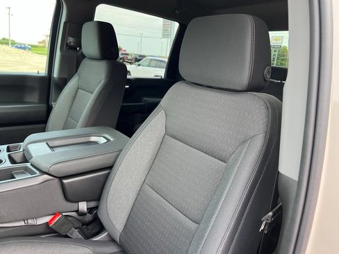 New 2026 Chevrolet Silverado 2500 Custom w/ Custom Value Package AWD/4WD image 27