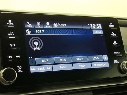 Used 2020 Honda Accord Sport image 3