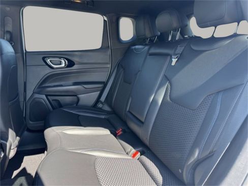 New 2026 Jeep Compass Latitude image 21