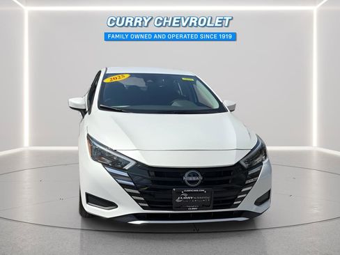 Used 2025 Nissan Versa SV w/ Trunk Package image 4