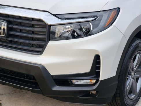 Certified 2023 Honda Ridgeline RTL image 7