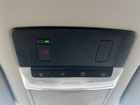 New 2026 Nissan Pathfinder SL FWD image 8
