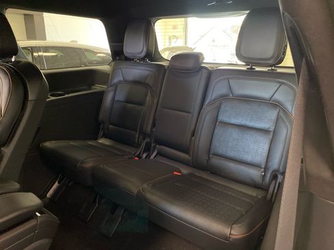New 2026 Lincoln Navigator Black Label AWD/4WD image 14