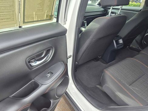 Used 2023 Honda HR-V Sport image 15