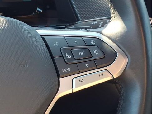 Used 2024 Volkswagen Atlas Cross Sport SEL R-Line image 30