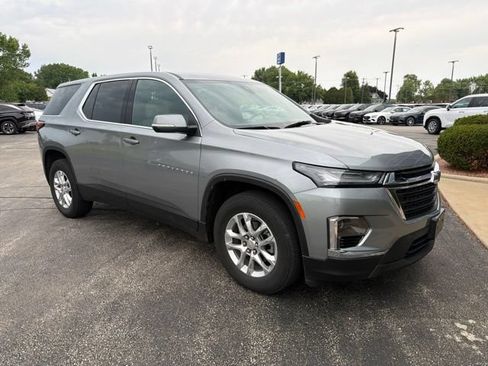 Used 2023 Chevrolet Traverse LS w/ Safety Package AWD/4WD image 3