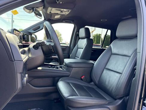 Certified 2025 Chevrolet Tahoe LT AWD/4WD image 11