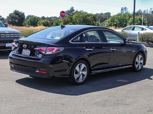 Used 2016 Hyundai Sonata Limited FWD image 5