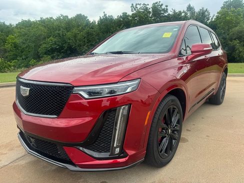 Used 2023 Cadillac XT6 Sport w/ LPO, ONYX Package AWD/4WD image 1