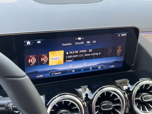 New 2026 Mercedes-Benz GLA 250 4MATIC image 23