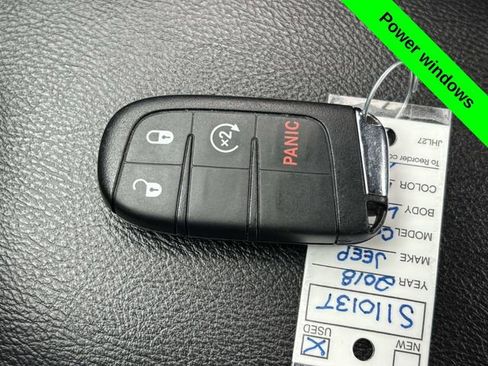 Used 2018 Jeep Compass Latitude w/ Cold Weather Group image 22