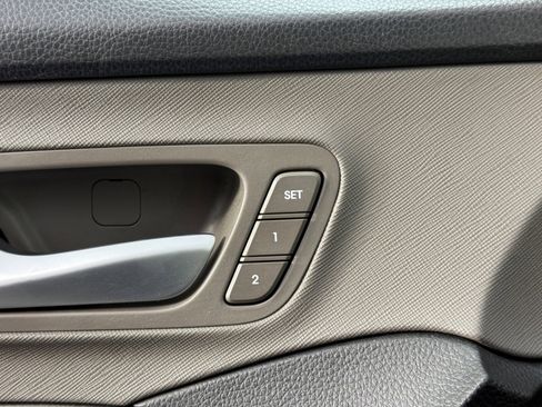 Used 2018 Hyundai Santa Fe Sport w/ 2.4L Tech Package 04 image 17