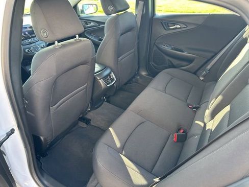 Used 2020 Chevrolet Malibu LT w/ Fleet LT Safety Plus Package image 30