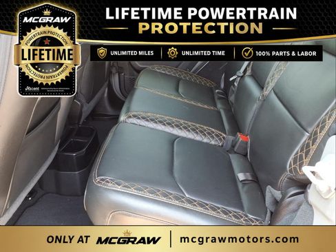 Used 2022 Jeep Wrangler Unlimited Sahara AWD/4WD image 16