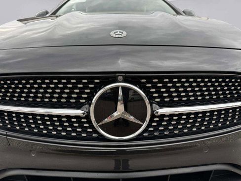 Used 2023 Mercedes-Benz E 450 4MATIC Cabriolet image 12