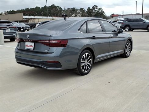 New 2026 Volkswagen Jetta SE FWD image 6