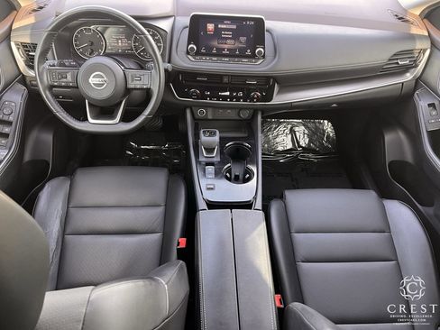 Used 2021 Nissan Rogue SV w/ Premium Package FWD image 11