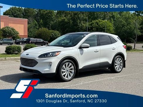 Used 2022 Ford Escape Titanium w/ Titanium Elite Package FWD image 1