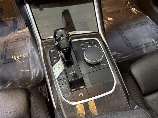 Used 2021 BMW 330e xDrive w/ Driving Assistance Package AWD/4WD image 15