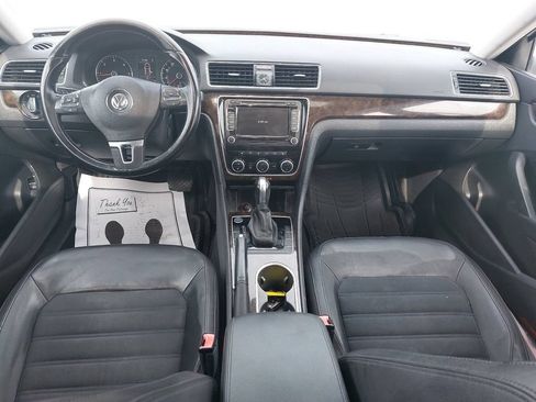 Used 2015 Volkswagen Passat TDI SEL Premium FWD image 9