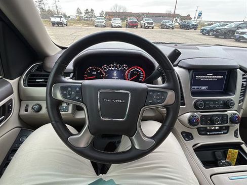 Used 2015 GMC Yukon Denali w/ Open Road Package AWD/4WD image 21