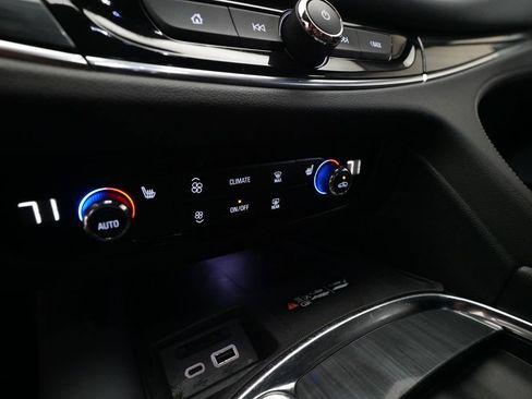 Used 2024 Buick Enclave Essence w/ LPO, Floor Liner Package AWD/4WD image 22
