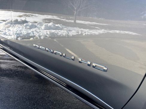 Used 2024 GMC Sierra 2500 Denali w/ Denali Reserve Package image 17