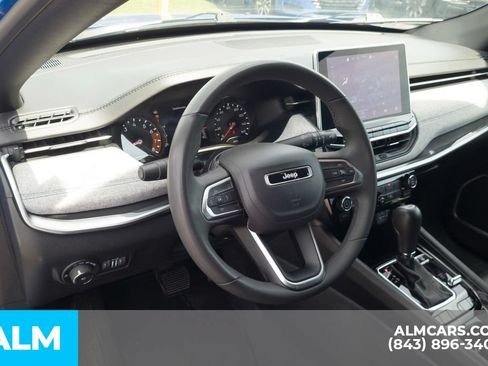 Used 2024 Jeep Compass Latitude AWD/4WD image 14
