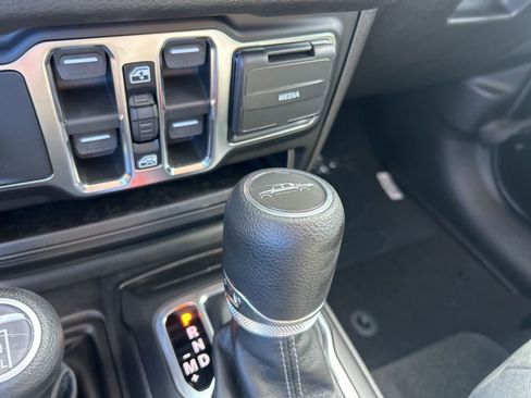 New 2026 Jeep Gladiator Sport image 13