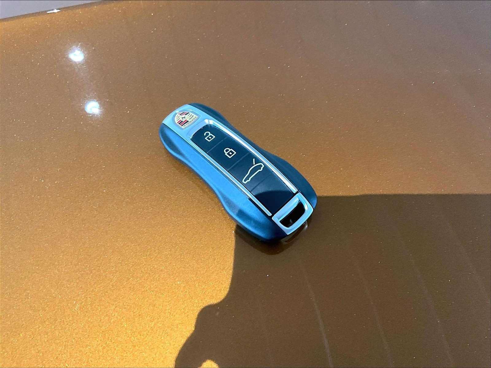 Used 2025 Porsche Panamera 4 AWD/4WD image 35